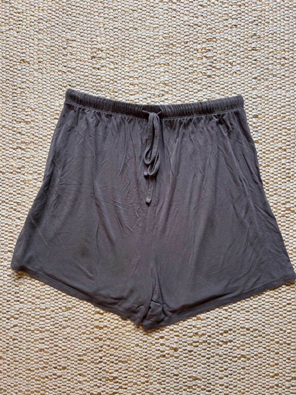 H&M maternity lounge shorts